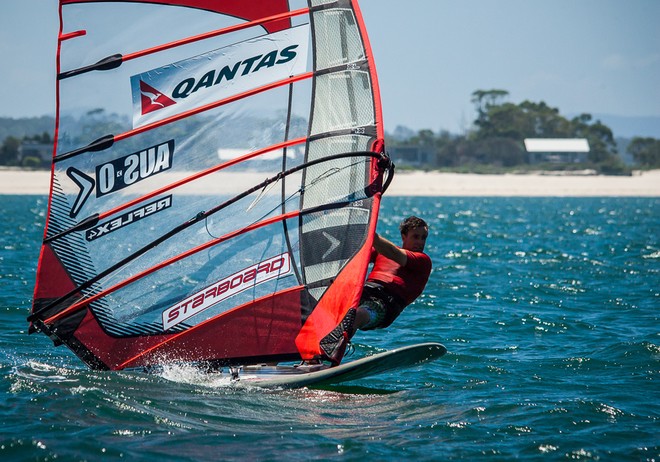 Steve Allen takes 4 bullets today - 2013 Qantas Downunder Pro &copy; Rob Plim